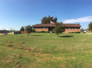 827 N 7th St, Fort Cobb, OK 73038