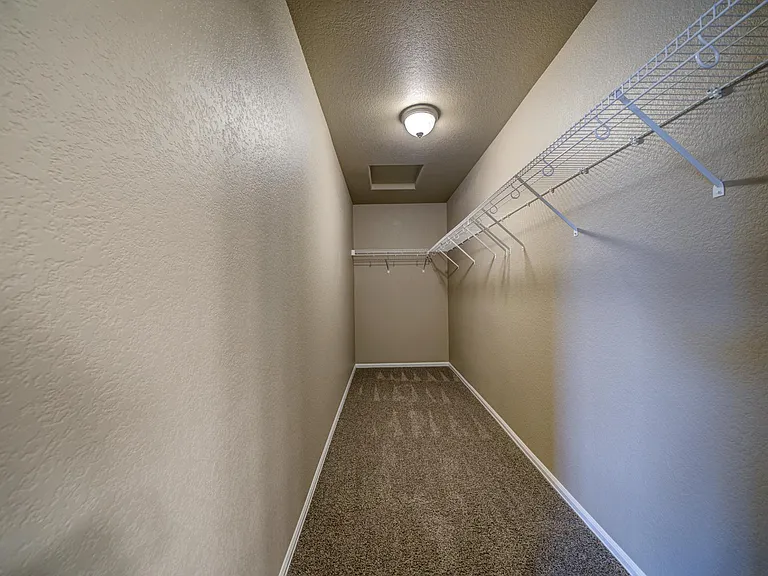 7685 Forest Meadows Ave — Photo 18