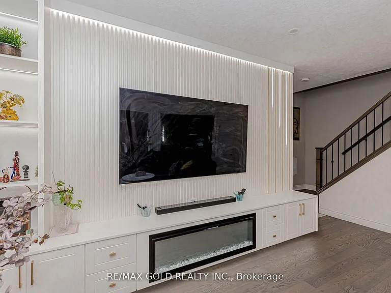 240 Birkinshaw Rd — Photo 11