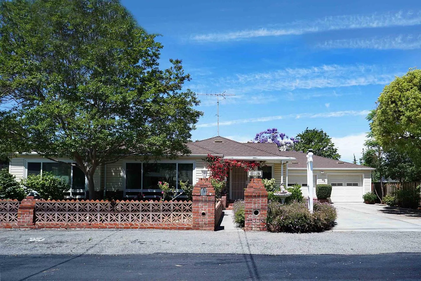 10367 San Fernando Ave photo 1