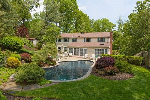 2nd image of 25 Fellswood Dr