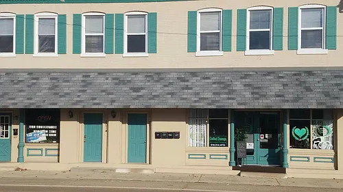 207 East Main St Photo 1