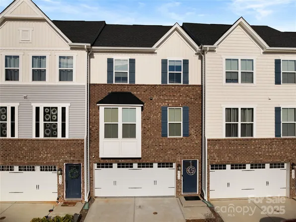 2550 Grantham Place Dr #17, Fort Mill, SC 29715