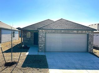 1216 Meadow Brook Dr, Purcell, OK 73080