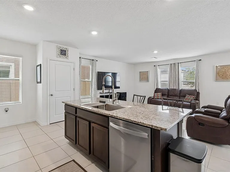 17053 Oval Rum Dr — Photo 12