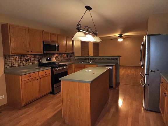 5th image of 1792 Arlington Ln