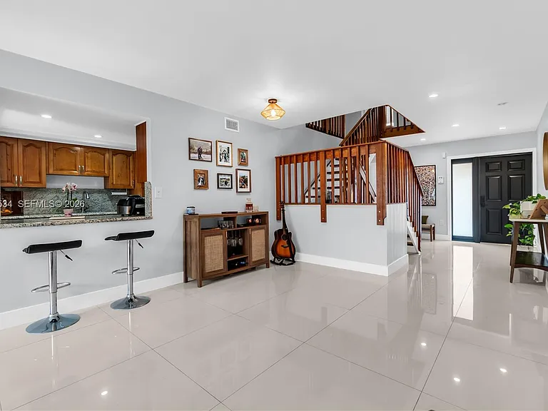 13340 SW 88th Ter #D — Photo 8