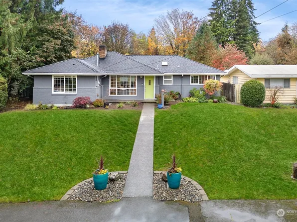 12011 10th Avenue NW, Seattle, WA 98177