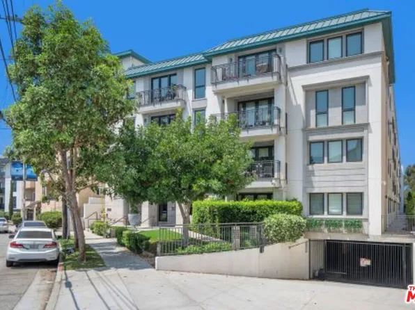 441 S Barrington Ave Unit 303, Los Angeles, CA 90049