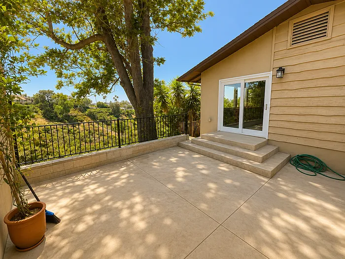 5484 Redding Rd — Photo 25