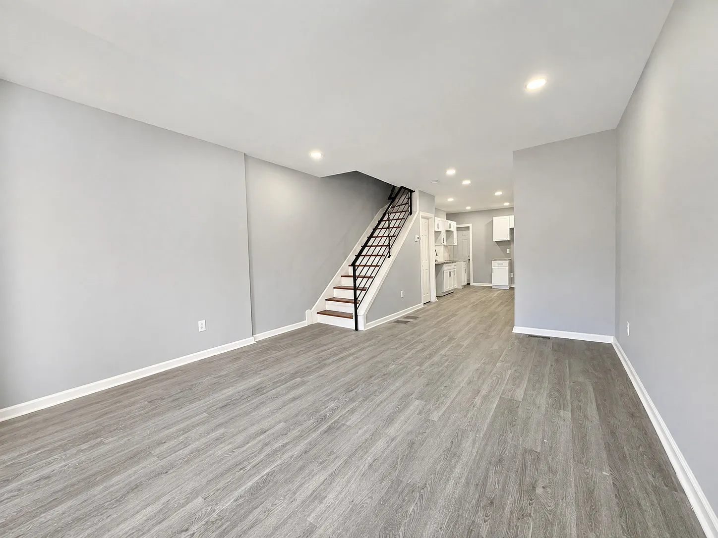 Updated 3-Bedroom Pennsport Rental with Central Air — Photo 2