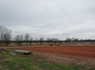 824 NW 64th Ave, Bentonville, AR 72713