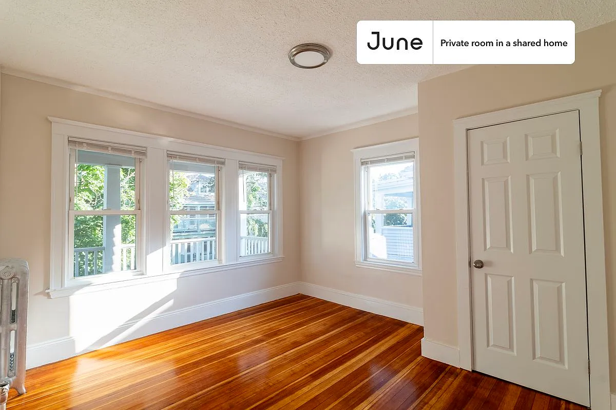 Building Photo - 21 Easton St #D