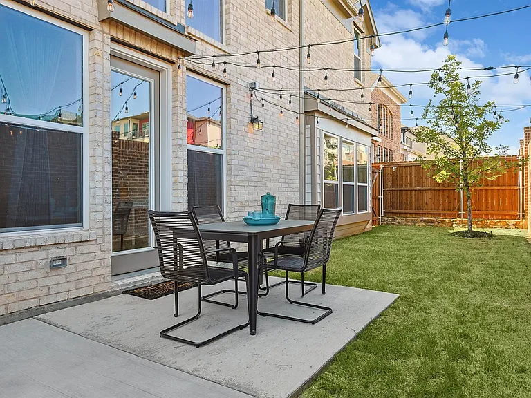 2338 Perdue Ave — Photo 44