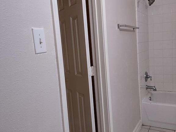 2nd image of 17911 Greenbriar Park