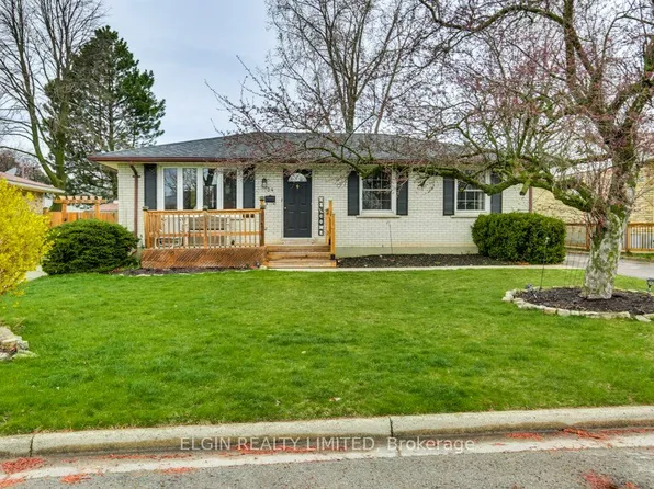 34 Sparta St, Saint Thomas, ON N5R 5G9