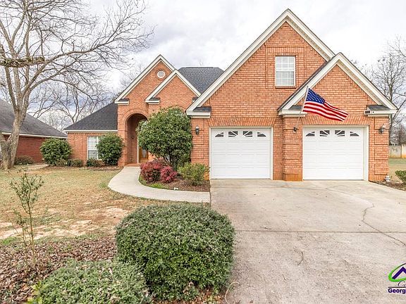 2nd image of 116 Tivoli Park Rd