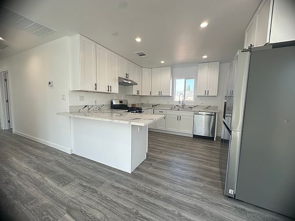 4th image of 14923 Kingsley Dr