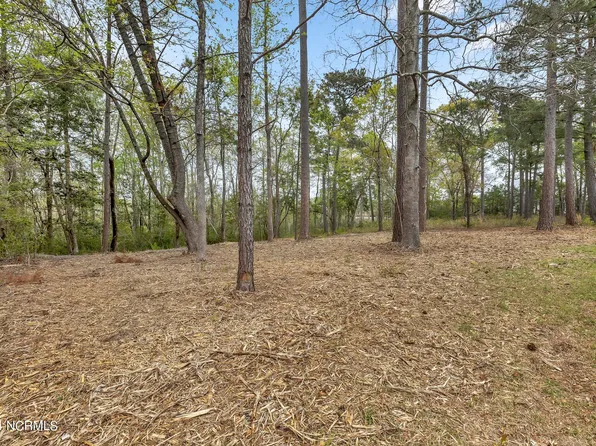 117 Kings Harbor Drive, Holly Ridge, NC 28445