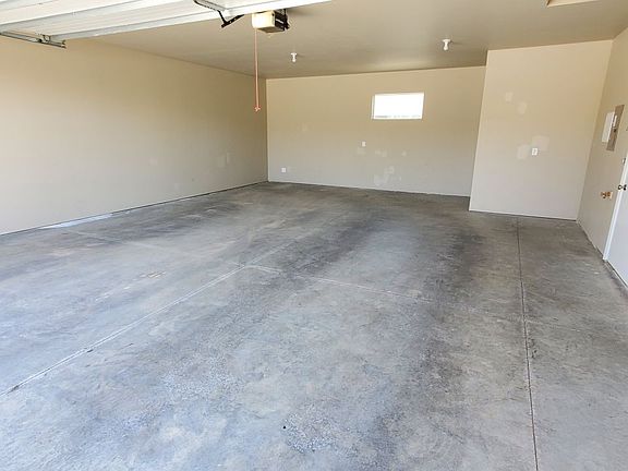 2nd image of 1409 Harmony Ct