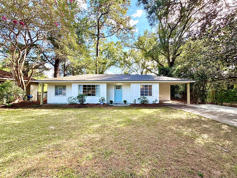 135 Jackson Ave