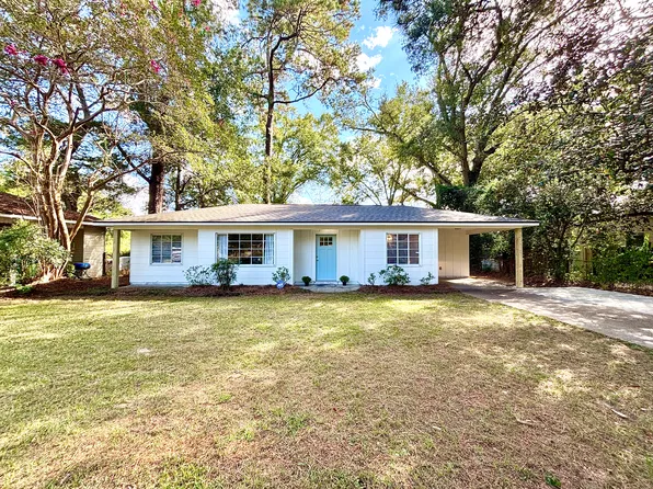135 Jackson Ave, Petal, MS 39465