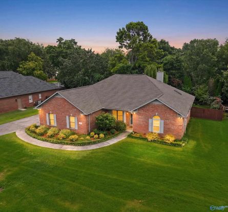 2109 Magna Carta Pl SW, Huntsville, AL 35803