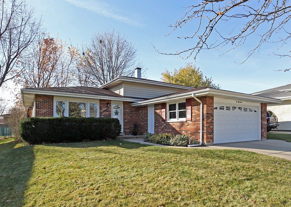 1st image of 653 Catalpa Ln