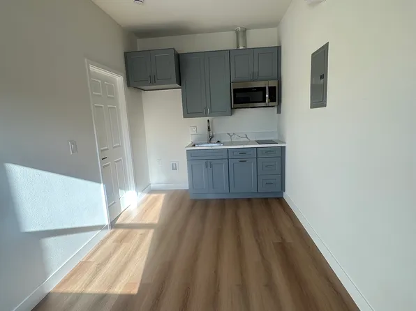 3637 Sedlock Dr, Corona, CA