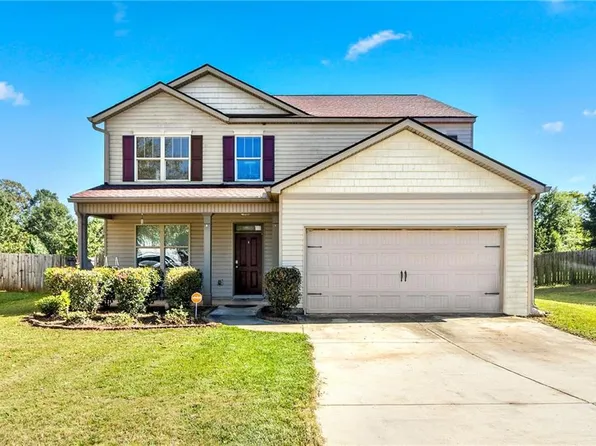 224 Flowing Meadows Dr, Kathleen, GA 31047