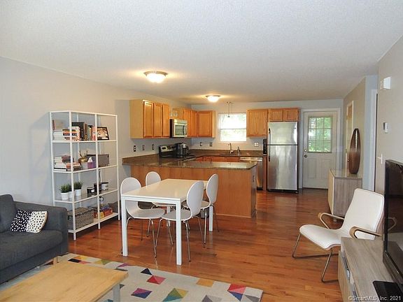 2nd image of 17 Pepperbush Ln #17