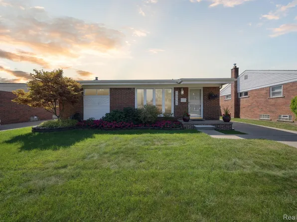 13759 Peach St, Southgate, MI 48195