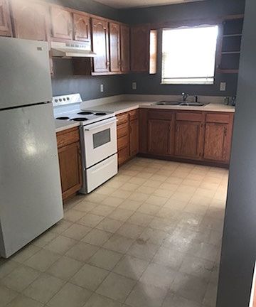 Kitchen with appliances