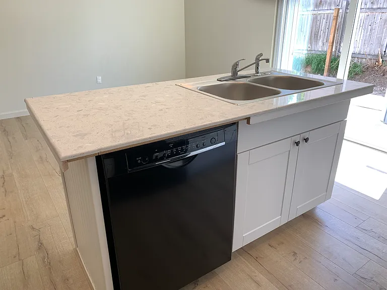 1220 S Ivy St #103 — Photo 6
