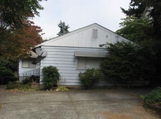 3917-3919 SE Liebe St, Portland, OR 97202