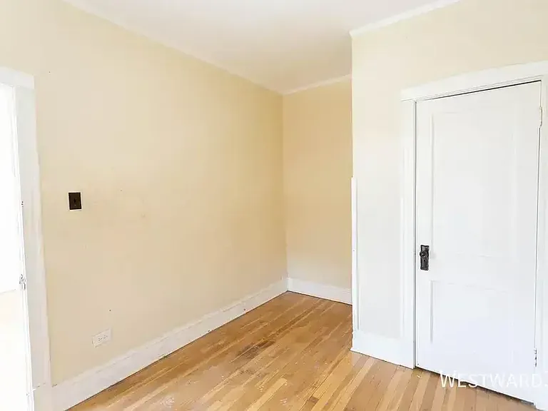 3900 N Sawyer Ave #2 — Photo 6