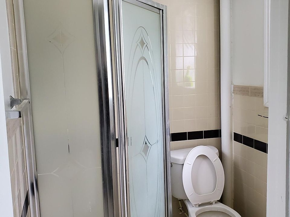 2nd image of 530 N 9th St APT 3