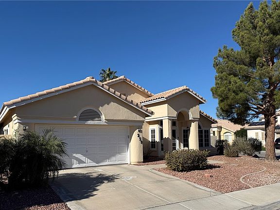 3rd image of 259 Sierra Mesa Cir
