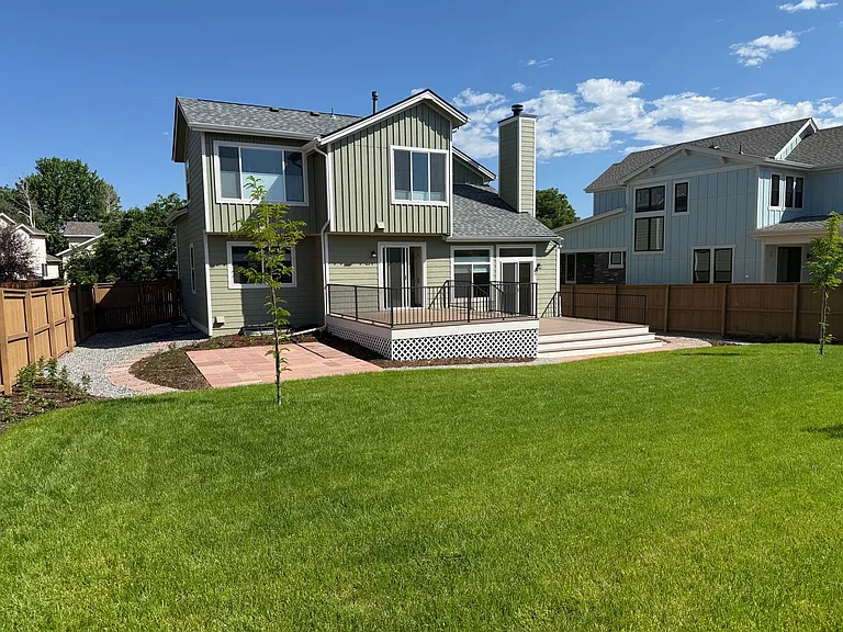 818 Spyglass Cir — Photo 24