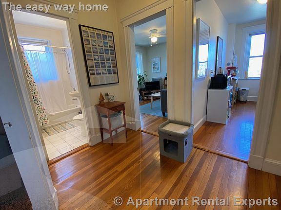 2nd image of 11 Ellery St APT 2