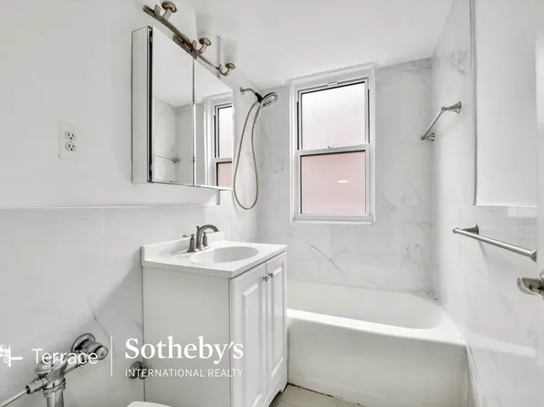 110-50 71st Road image 13 of 18