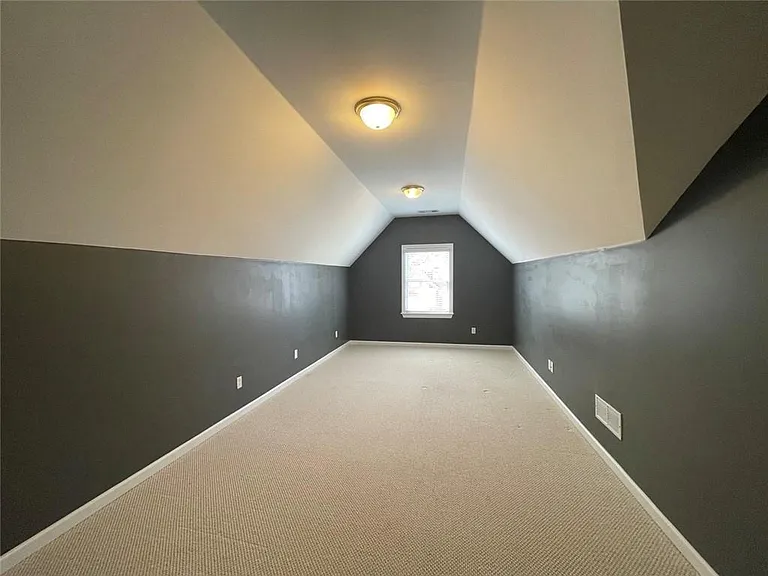 3730 Highcroft Cir — Photo 18