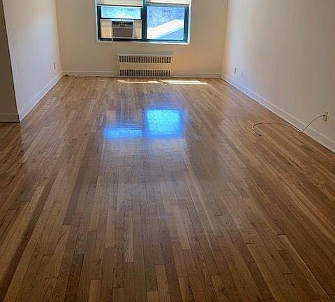 2nd image of 122A Hoyt St #3K