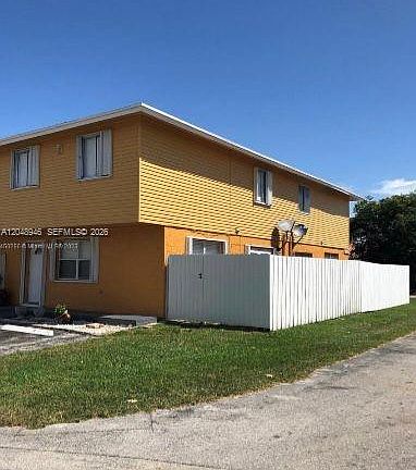 3rd image of 43 NE 12th Ave #43