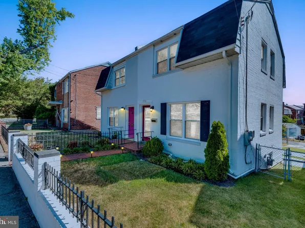 5725 2nd St NE, Washington, DC 20011