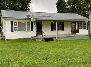 25 Eagle Nest Rd, Linden, TN 37096