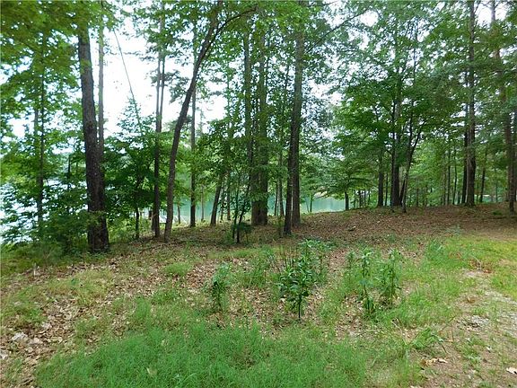 2nd image of 183 Lake Breeze Trl