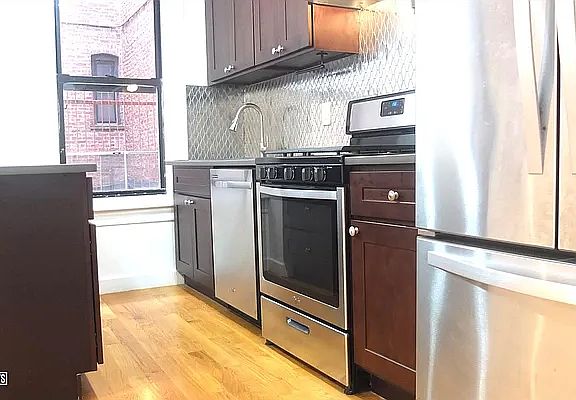 2nd image of 1045 Union St APT 1C