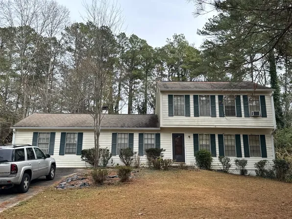 494 Barnesdale Dr, Marietta, GA 30068