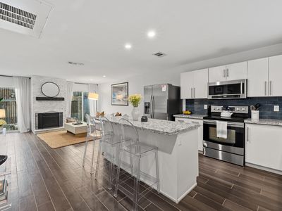 4306 Buena Vista St #102B, Dallas, TX, 75205